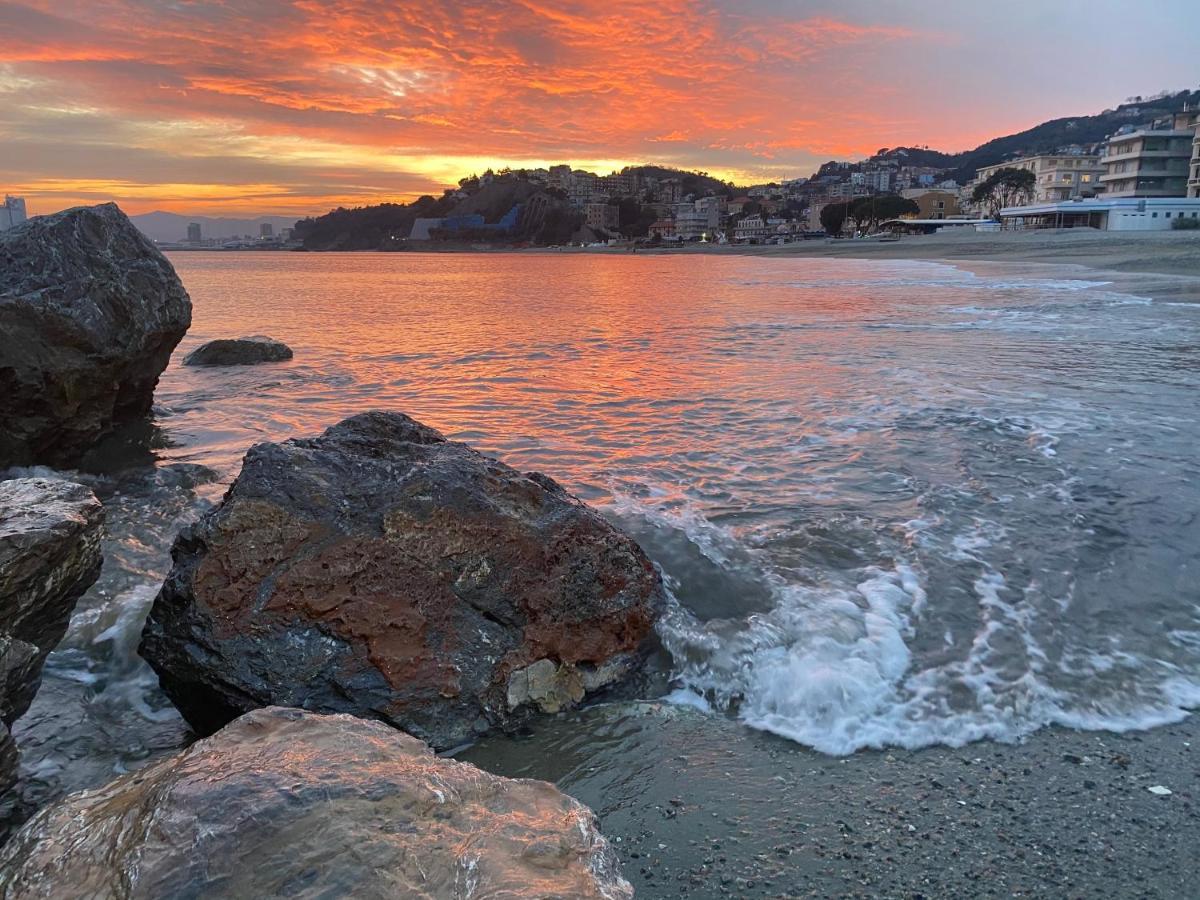Il Nido Sui Tetti Villa Albisola Superiore Luaran gambar